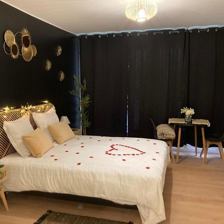 Seduisant Petit Cocon Daire Creil Dış mekan fotoğraf
